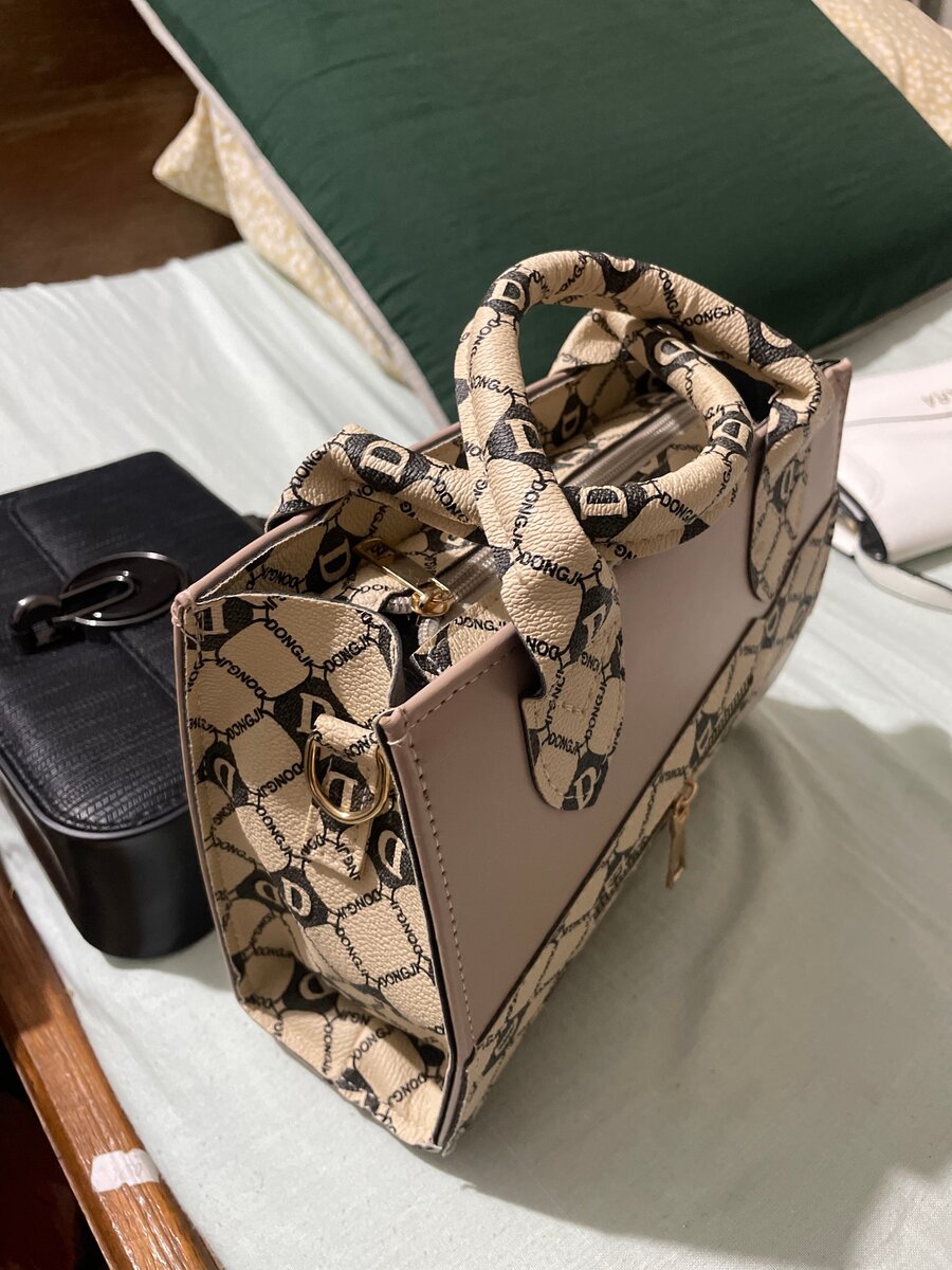 Sac à main élégant en cuir