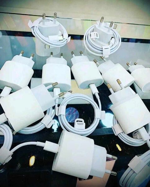 Chargeur de téléphone