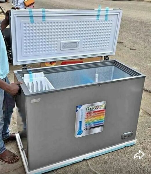 Congélateur coffre 200L