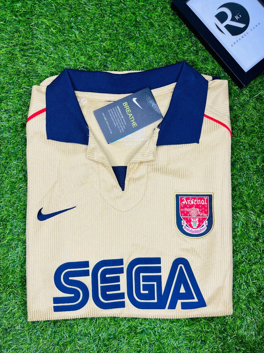 Arsenal 01/02 Away Retro Jersey