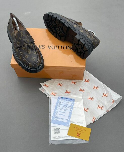 Mocassins en cuir Louis Vuitton