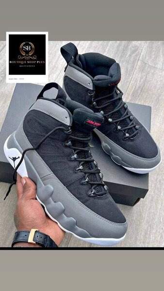 Basket Jordan original dans carton