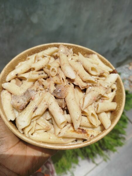 Penne à la sauce Alfredo