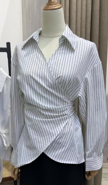 Рубашка в полоску с запахом