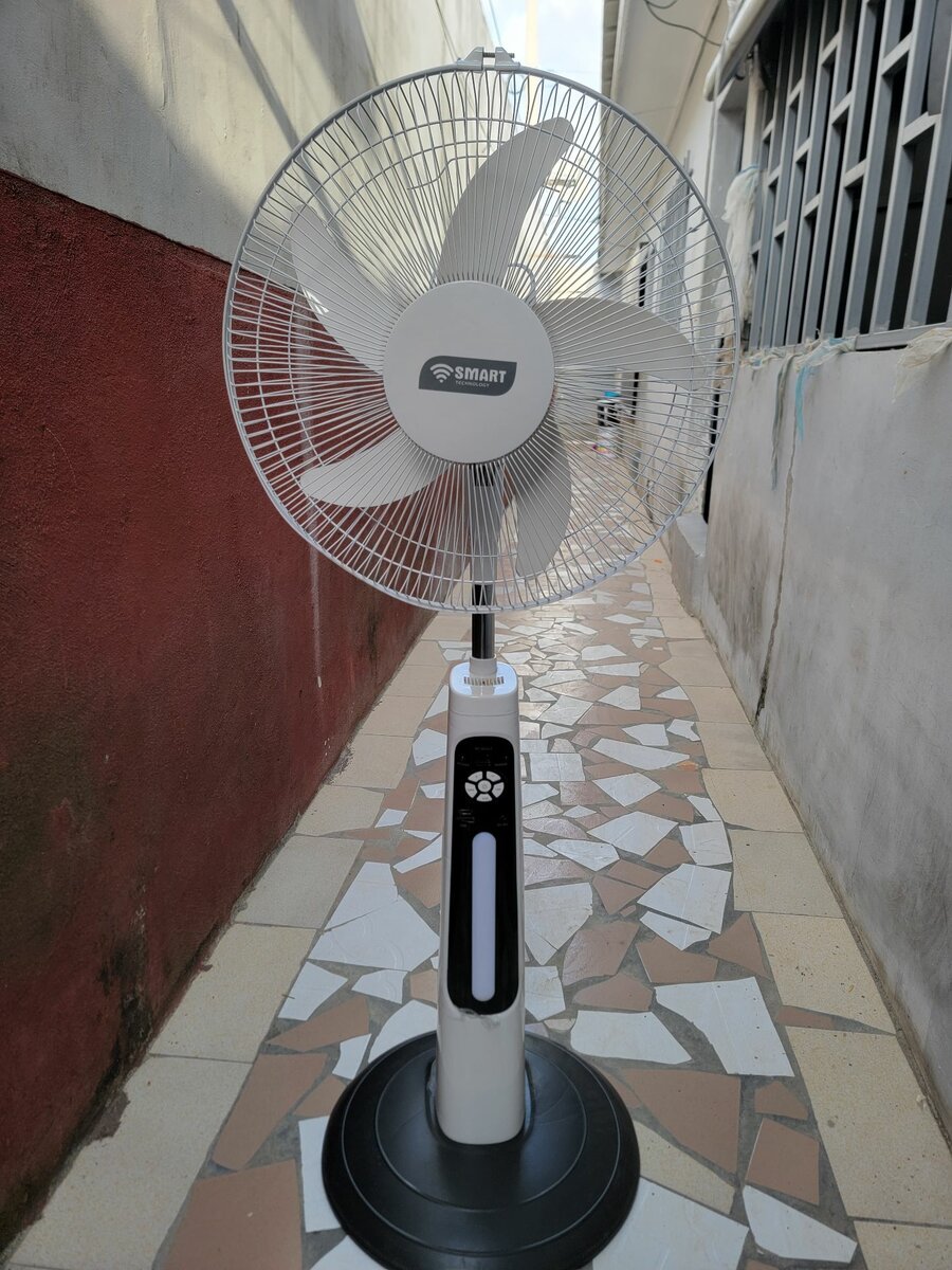 Ventilateur Rechargeable smart technology 16 pouces