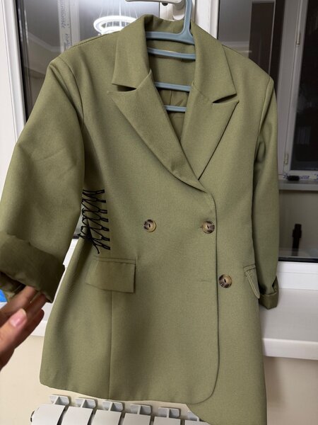 Пиджаки в прекрасном состоянии.