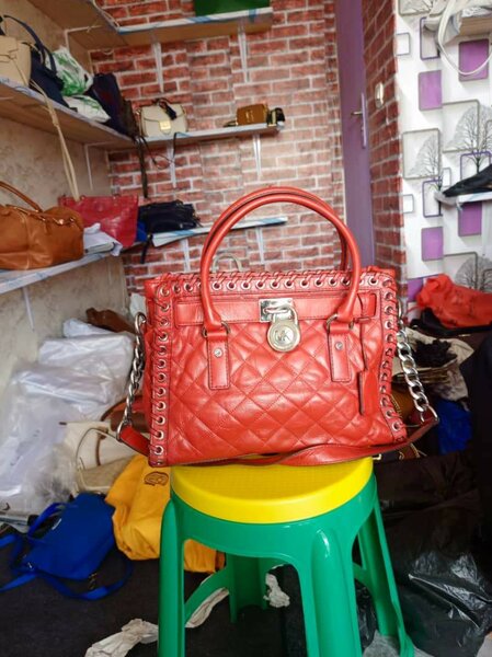 Sacs à main élégants en cuirMK