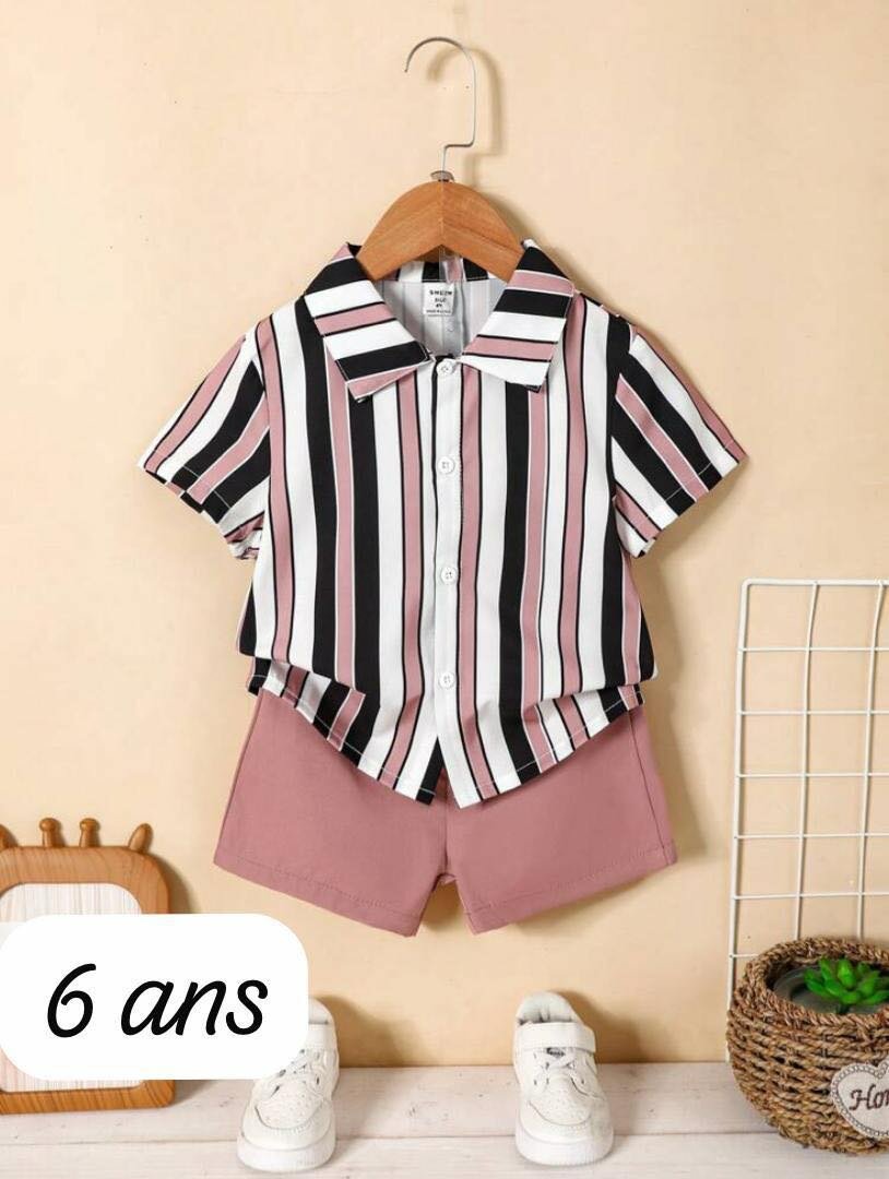 Chic vêtements pour petit garçon