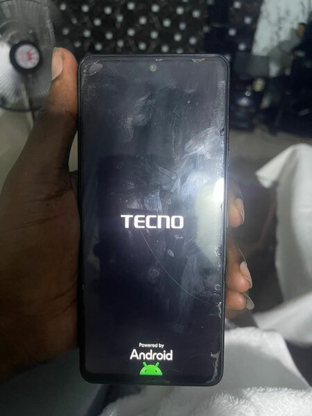 Smartphone Android TECNO 64GB