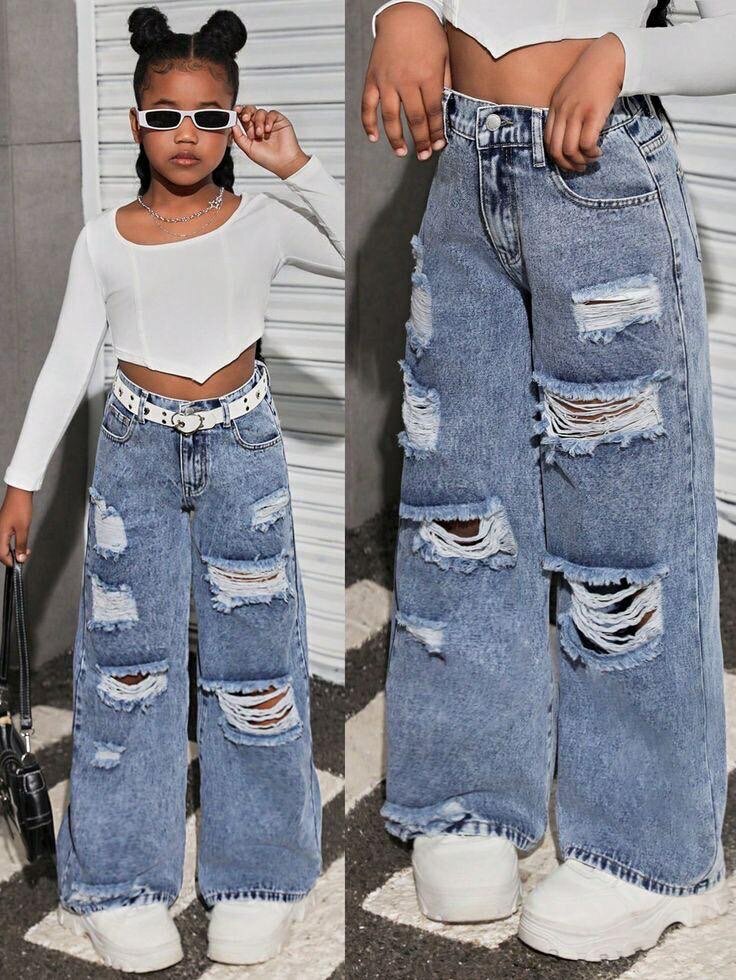 Women's Lily High Rise Cargo jeans in Size 10/30 Plus