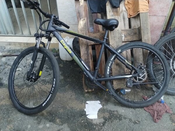 VÉLO VTT ÉLECTRIQUE 27.5POUCES