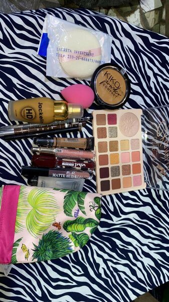 Kit make up