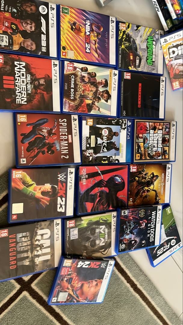 PlayStation 5 and 4 games
