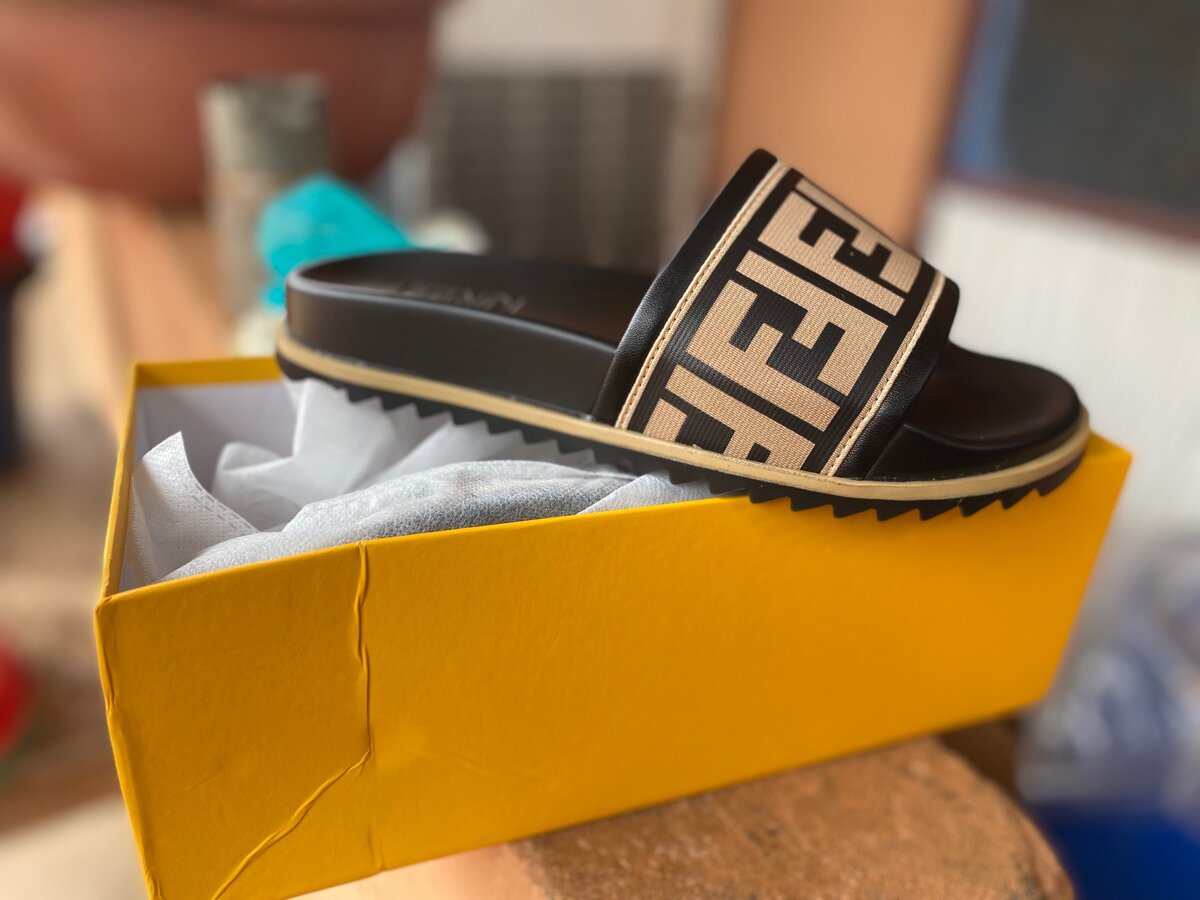 FENDI Slippers