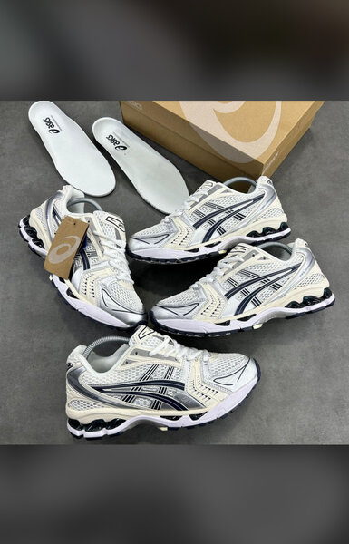 Chaussures de course légères