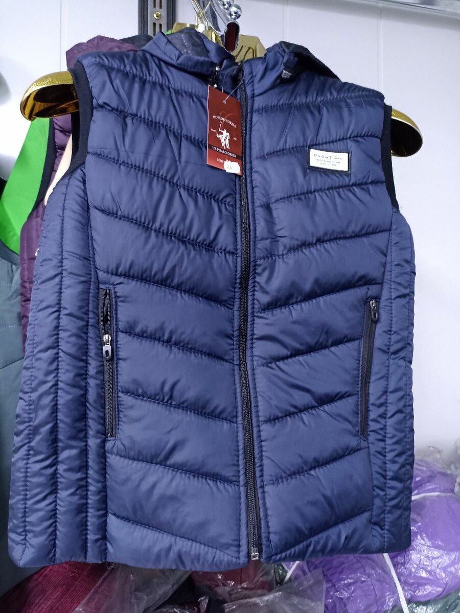 Безрукавка детская