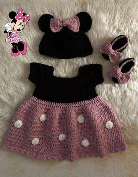 Children's knitted set for girls: dress+headdress+booties