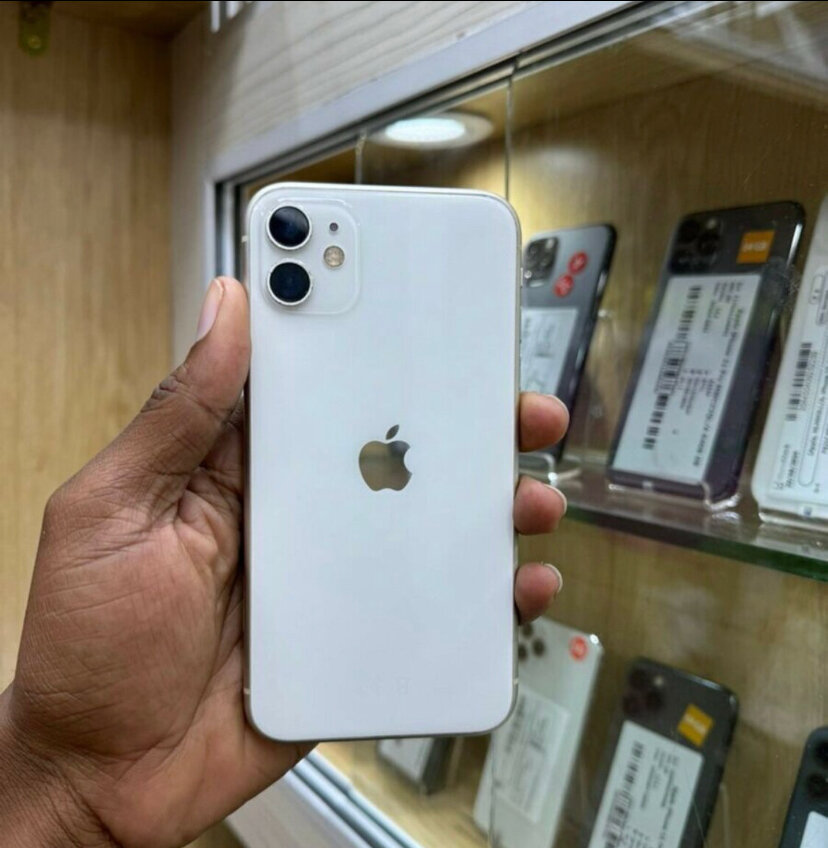 iPhone Blanc avec Double Caméra