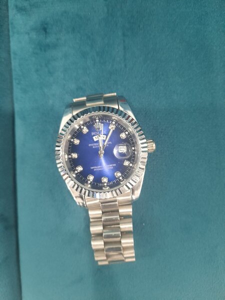 Montre classique homme