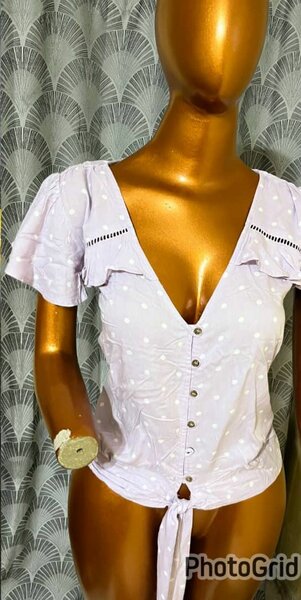 Blouse à Pois et Volants