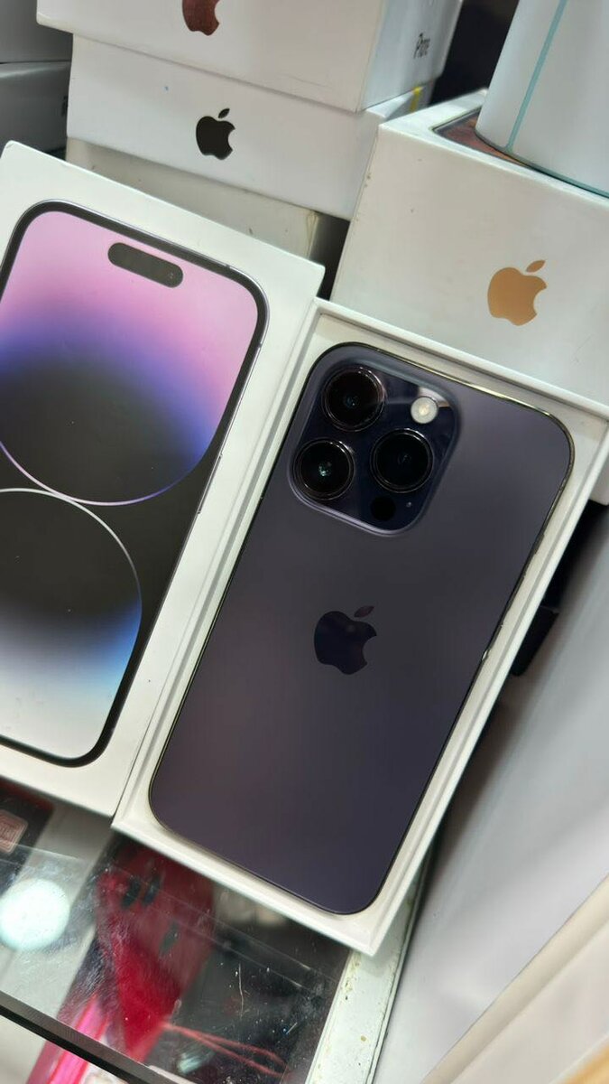 *iphone 14 pro 256g état super propre :