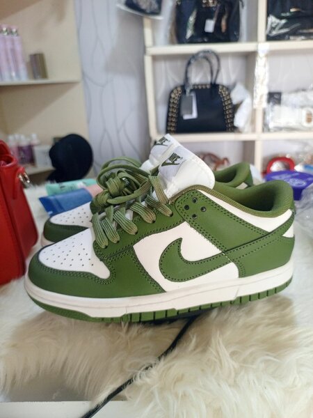 Baskets Vertes Nike original