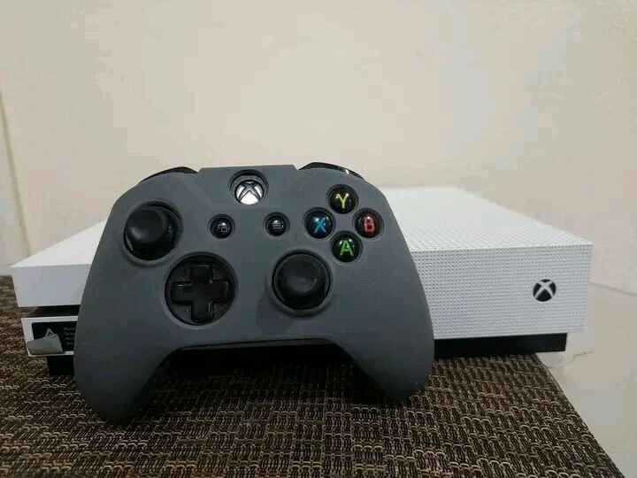 Console de jeux avec manette