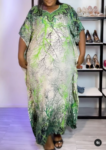 Dress with print green