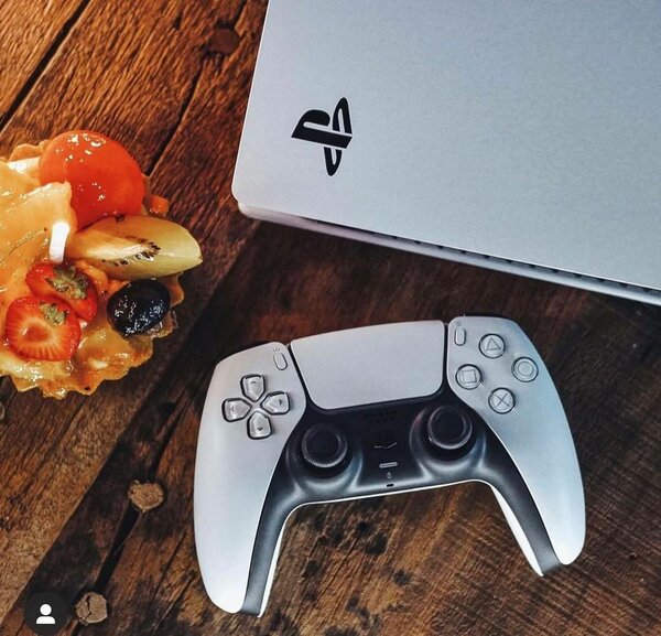 Play Station (PS5)