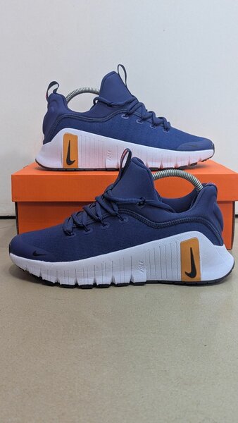 NIKE FREE (METCON 6)
