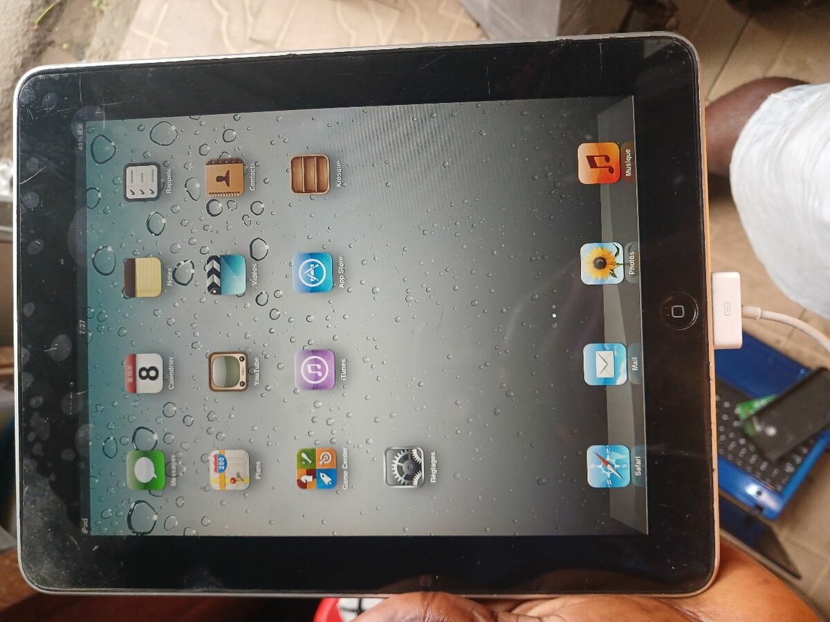 Apple iPad 1st Gen Wi-Fi