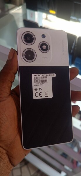 Tecno spark 20 pro