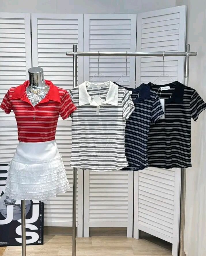 Polo rayé à manches courtes