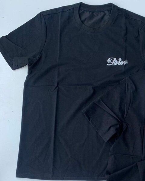Men's T-shirt color black