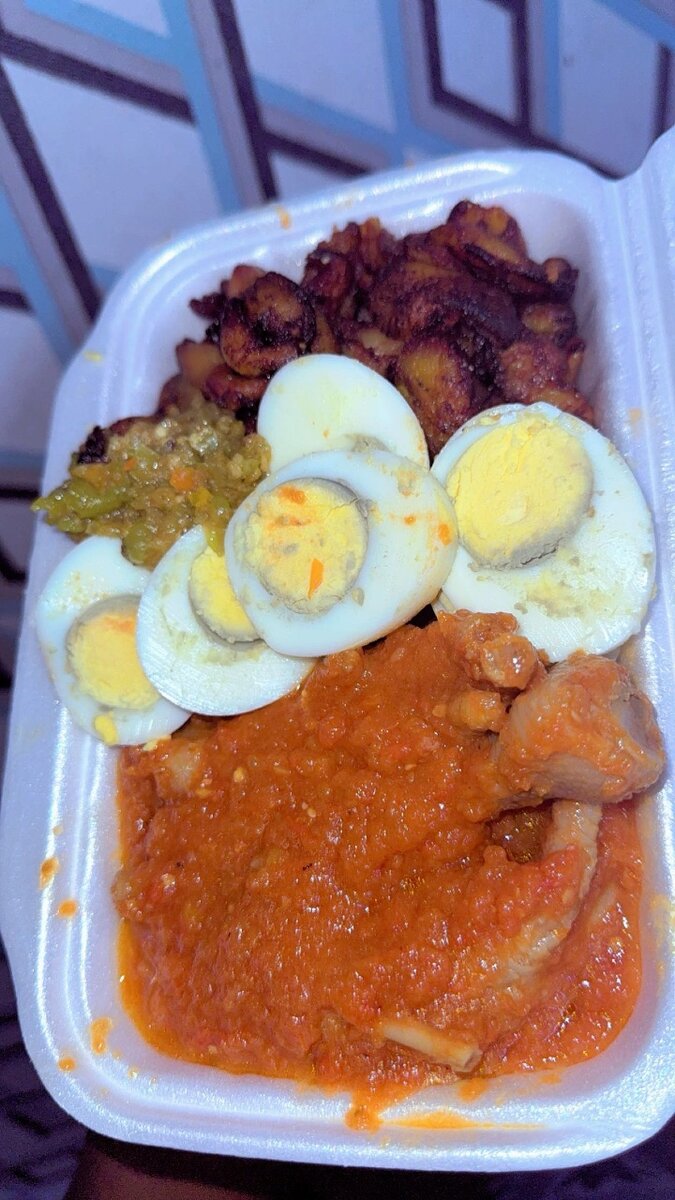 Délicieux repas complet à emporter