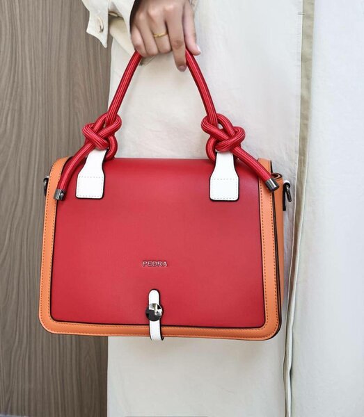 Sac à main élégant en cuir