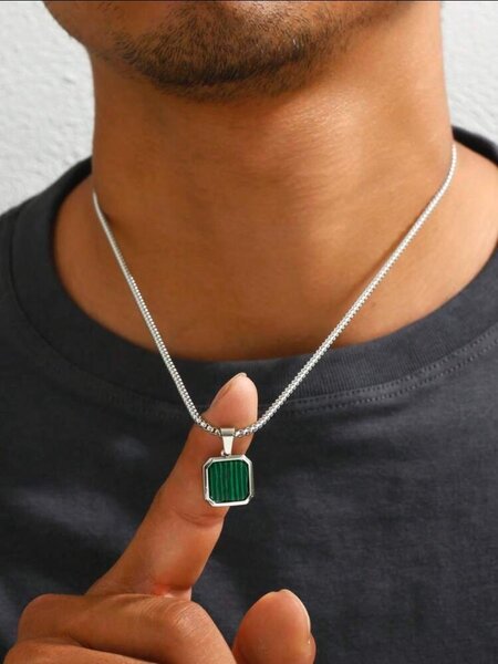 Collier Pendentif Argent et Vert