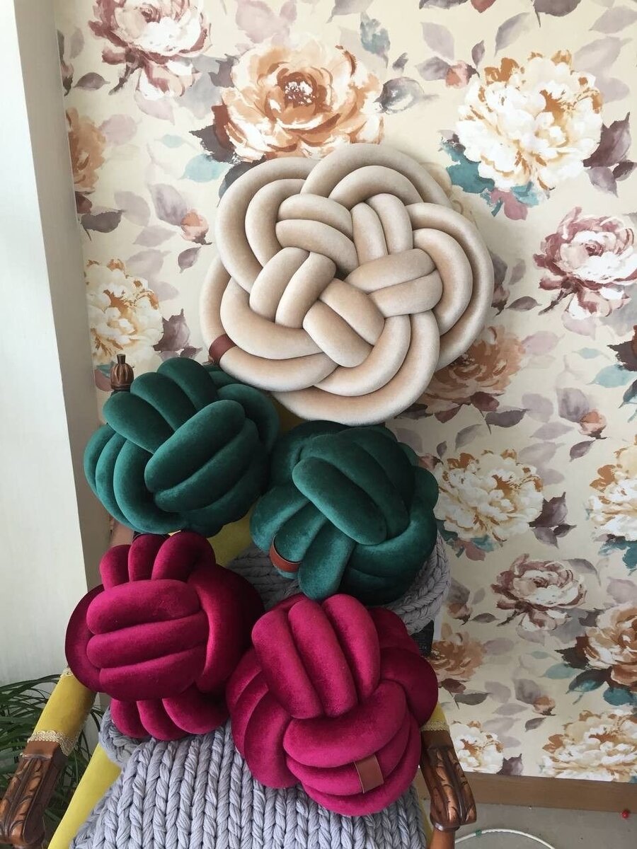 Knotted throw pillows