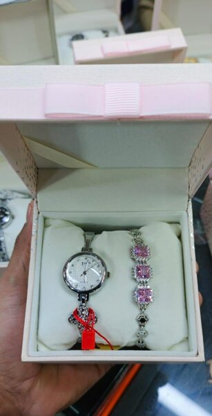 Watch with braclet