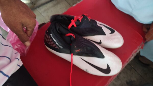 Football shoes