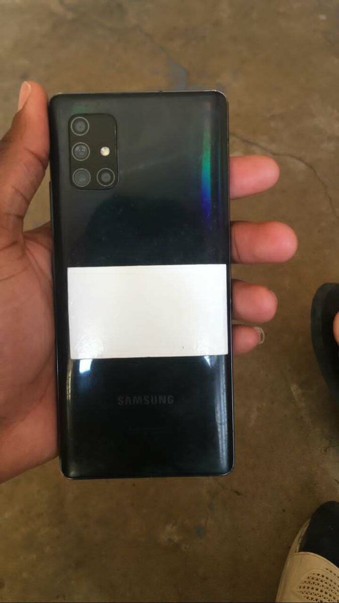 Samsung Galaxy A71