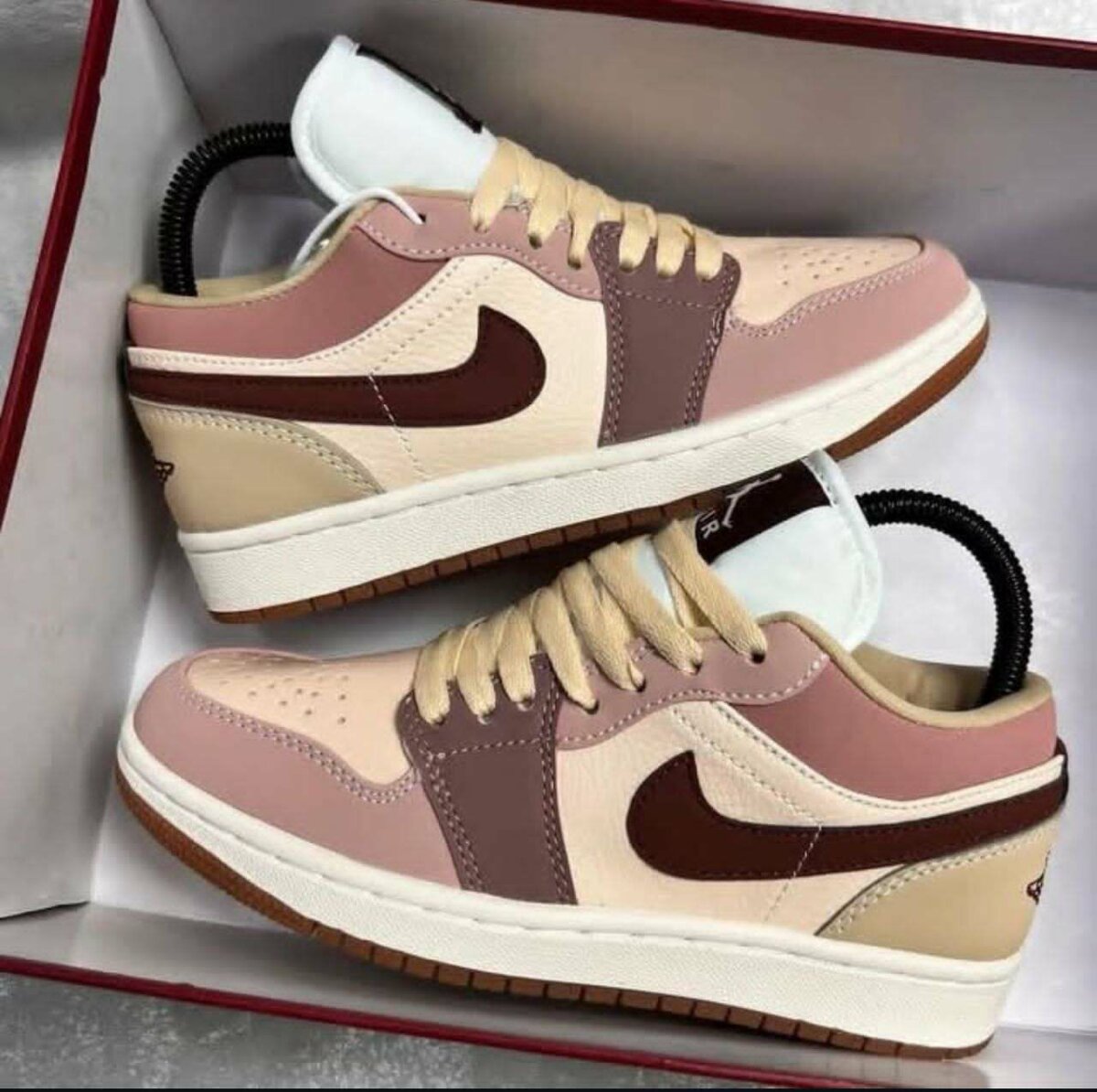 Baskets basses Air Jordan