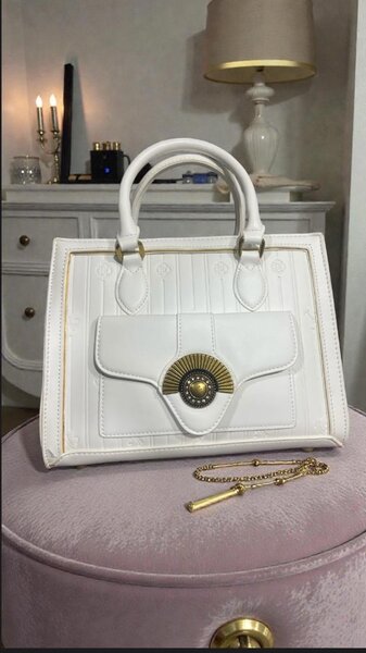 Sac à main élégant blanc