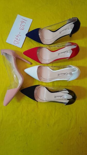 Talons élégants transparents