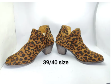 39/40 size stylish design boots for women and girls