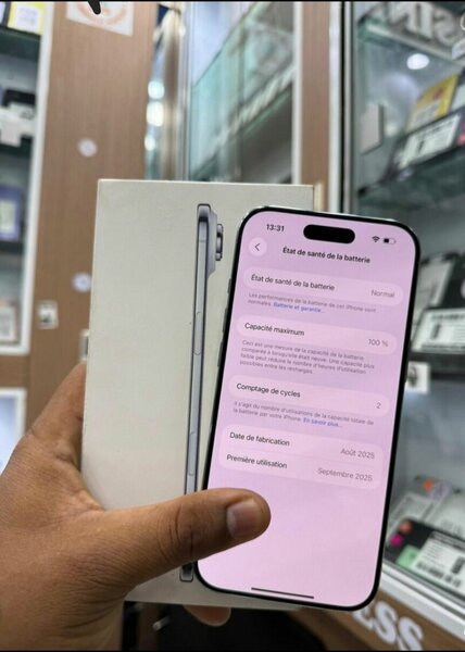 iPhone 17  aid Blanc Neuf