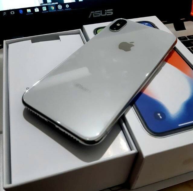 iPhone X 64Gb