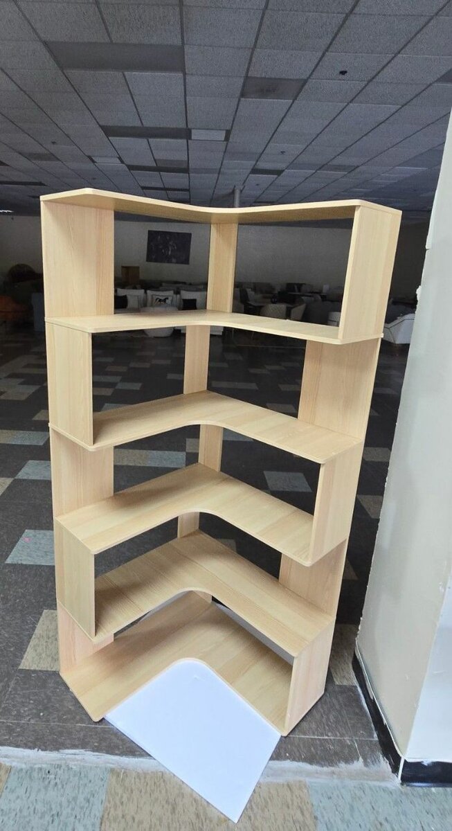 Étagère d'angle moderne