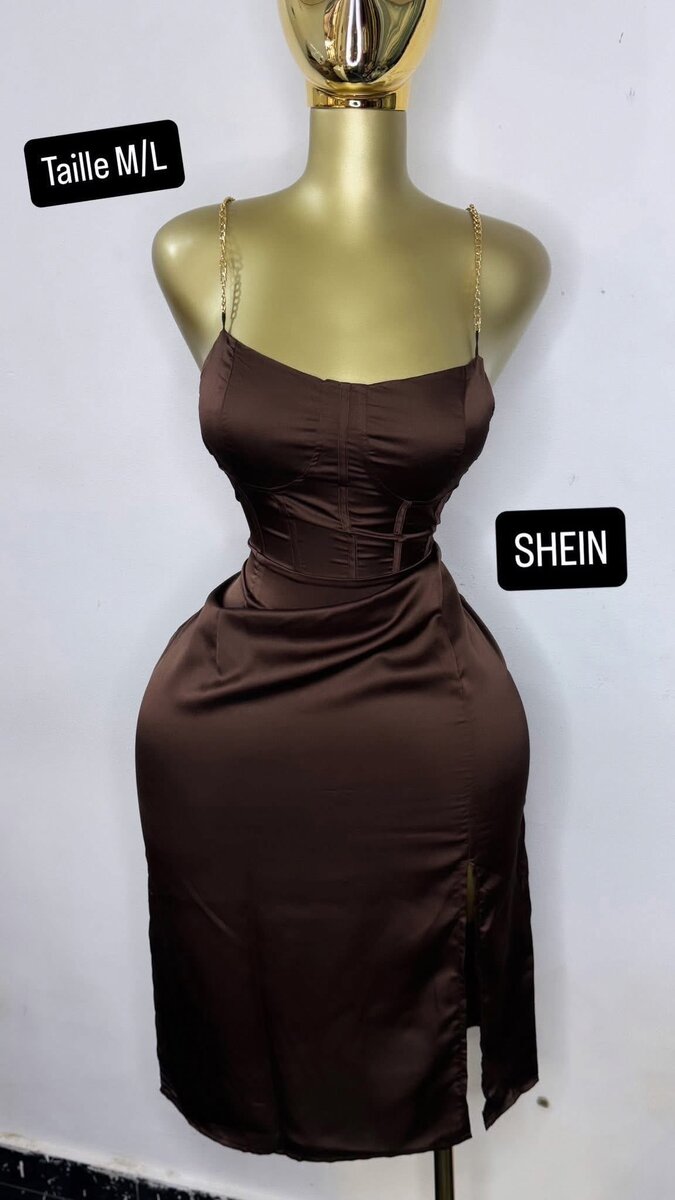 Robe satin chocolat moulante