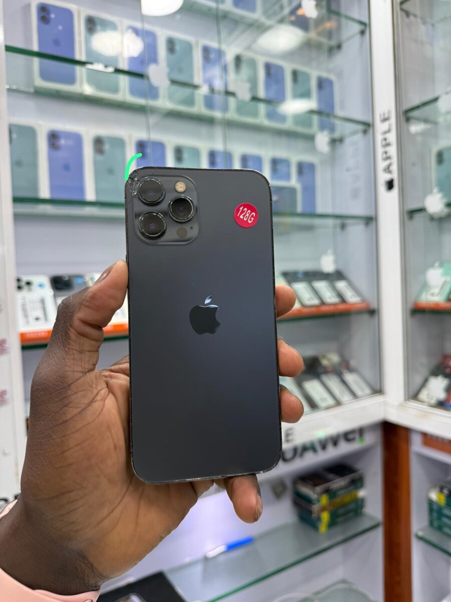 12 pro max 128 Go sans message